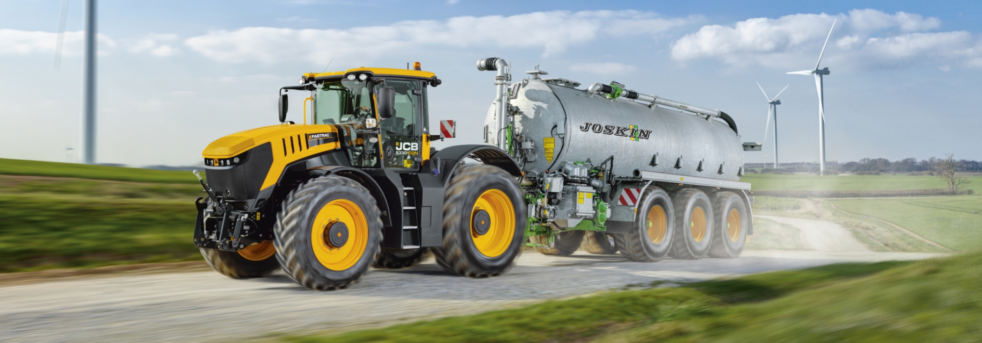 JCB Fastrac 8330 Joskin – a rendezvény kiemelt gépei